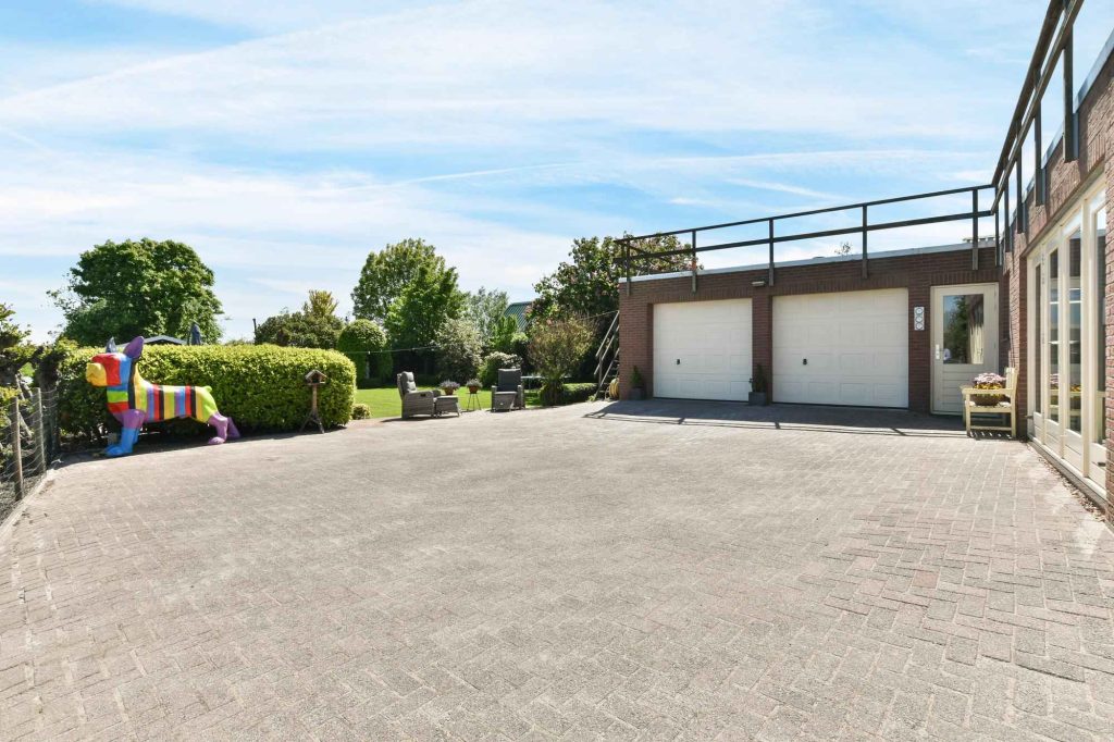 resining driveways