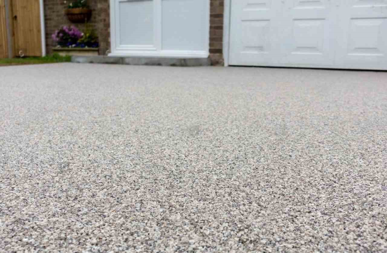 Installing Permeable Resin Driveways