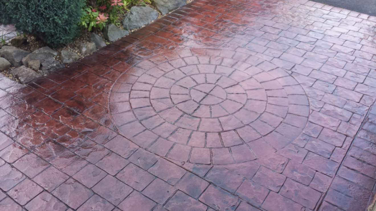 imprinted concrete cons (1)